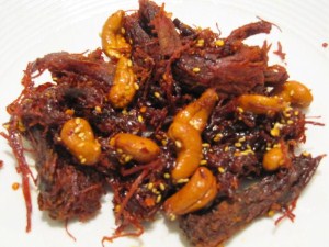 Cashew Beef Jerky - Khô Bò Hạt Điều