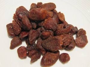 Dried Strawberries - Dâu Khô